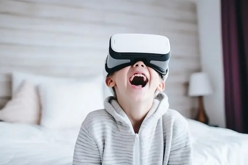 Computer game with vr glasses negate radiation